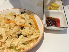 -初晋·山西地道刀削面.晋北莜面香(星耀城店)