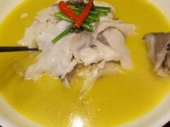 -春天里·老街坊餐厅(港隆广场店)