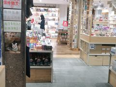 -猫的天空之城概念书店(苏州平江店)
