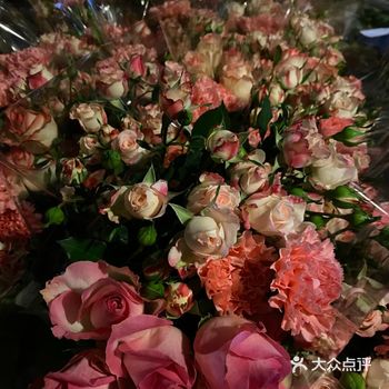 玫瑰拿铁 I 清新幽香 特调下午茶咖啡