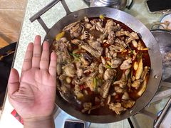 -昱龙大盆牛蛙馆(三兴街总店)