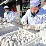 北京本地人都在排队买的元宵 ❓｜手摇元宵大测评