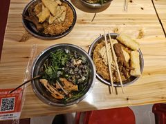-柳州肥姨妈大骨螺蛳粉(东靖路店)