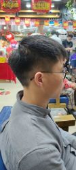 -阿兵荣辉美容理发有限公司