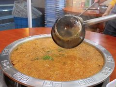 -刘胖娃鱼庄·特色肥肠鱼(杨家坪店)