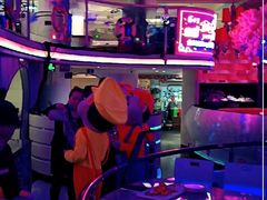 -巴特餐饮6加1音乐餐吧·新疆菜