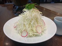 -帅巴人舅母子腊蹄民俗村