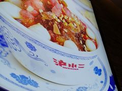 -沪小二炭火蛙锅(淮海中路美食不夜城店)