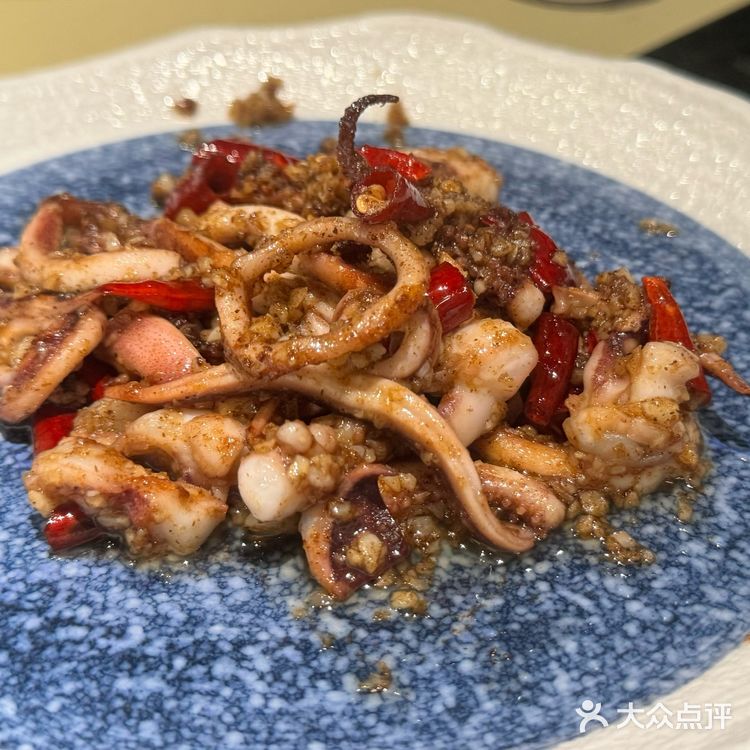 吃吃喝喝最快乐了[礼花]