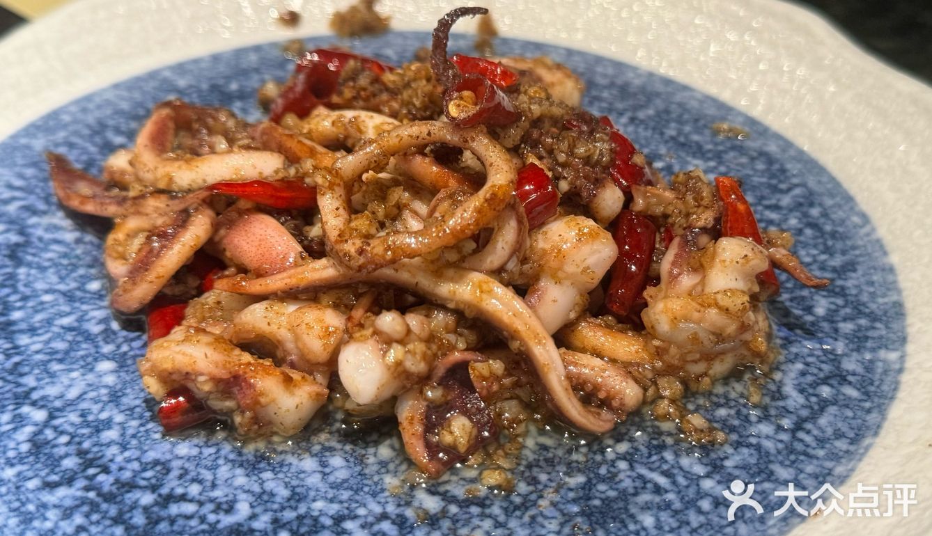 吃吃喝喝最快乐了[礼花]