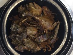 招牌姜母鸭-鑫悦楼煎蟹·16年海鲜大排档
