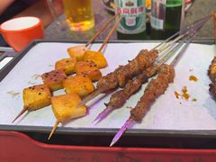 -路边边.炒菜烧烤.音乐餐厅(良乡长虹店)