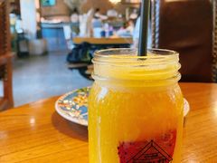 芒果橙子汁-I HOLIC艾豪丽披萨(KKone店)
