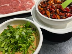 -常赢三兄弟·清真涮肉·清真炒菜(朝阳新城店)