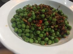-何氏排骨(左家塘店)