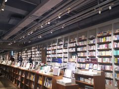 -方所(华润万象城店)