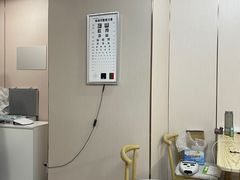 -零度眼镜·宝视友·蔡司依视路(吾悦花街店)