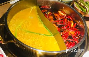 蟹黄锅底