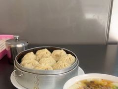 -天天大肉包