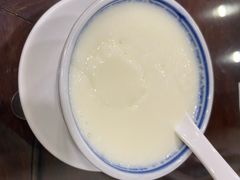 双皮奶-仁信老铺甜品(北京路店)