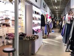 -兴旺欧韩城(上海兴旺国际服饰城店)