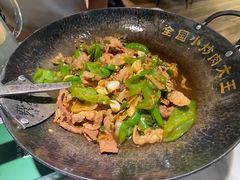 -费大厨辣椒炒肉(高铁吾悦广场店)