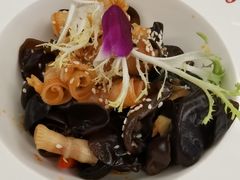 -忘忧草融合私房菜(红鼎国际店)