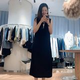 办公楼里的宝藏女装店