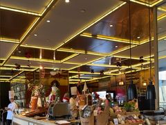 -大中华希尔顿酒店-念自助餐·嗨啤·小龙虾