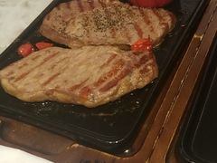 -必胜客(东大桥店)