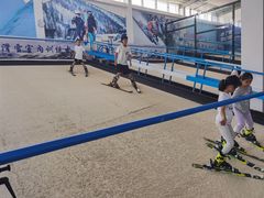 -零度滑雪室内训练中心(莘庄店)