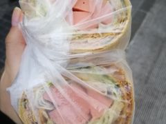 牛肉肠粗粮大煎饼-山东傻大粗粮煎饼(牛街店)