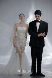 -至臻微拉婚纱摄影