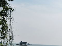 -亮河湾山庄