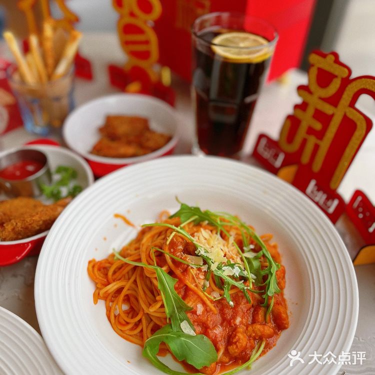 必胜客真的赢麻了‼️兔年新品比萨面饭套餐超划算！