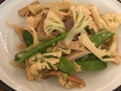 阳江小盆菜-先记烧鹅王·本地粤菜(福永店)