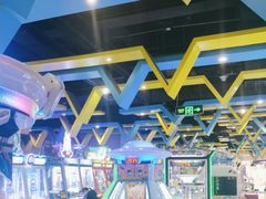 -反斗乐园π·电玩·高空拓展·蹦床(龙华天虹店)