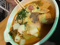 -锅神麻辣烫