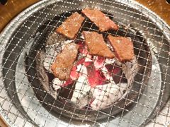 -山川小町·极番烧肉(新地假日广场店)