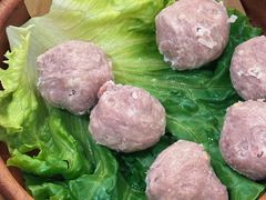 -左庭右院鲜牛肉火锅(金山万达店)