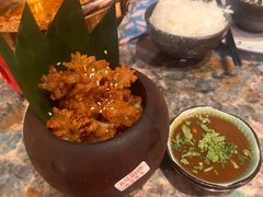 炸猪皮-浩海火燒雲傣家菜(芮欧百货店)