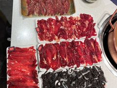 -牛村来人潮汕牛肉火锅(西单店)