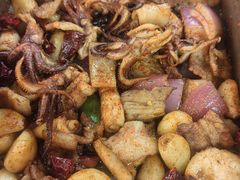 -老东镇啤酒屋海鲜加工·蒸汽海鲜·海鲜烧烤(台东店)