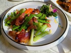 荷兰豆炒腊肠-粤秀小厨·广式早茶(辽宁路店)