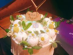 -小苍兰风铃草·礼物蛋糕(沈阳店)