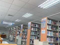 -南山图书馆(常兴路店)