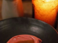 咸味树莓冰激淋配松子油-BOR Eatery(安福路店)