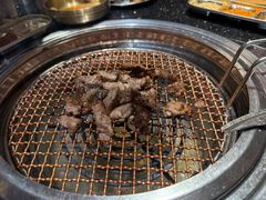 -韩烧牛中牛·甄选黑牛烤肉(黑金店)