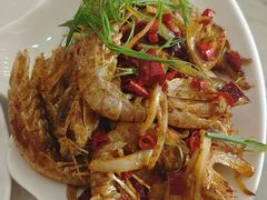 -覃记海鲜美食餐厅