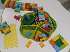 -Swim斯卫姆国际儿童游泳中心(红博中央公园店)